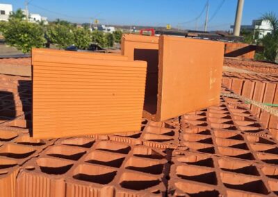 tijolo baianão 9 furos e canaleta ceramica